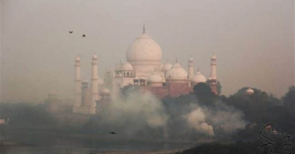 Agra News: आगरा में फिर से बढ़ा प्रदूषण 