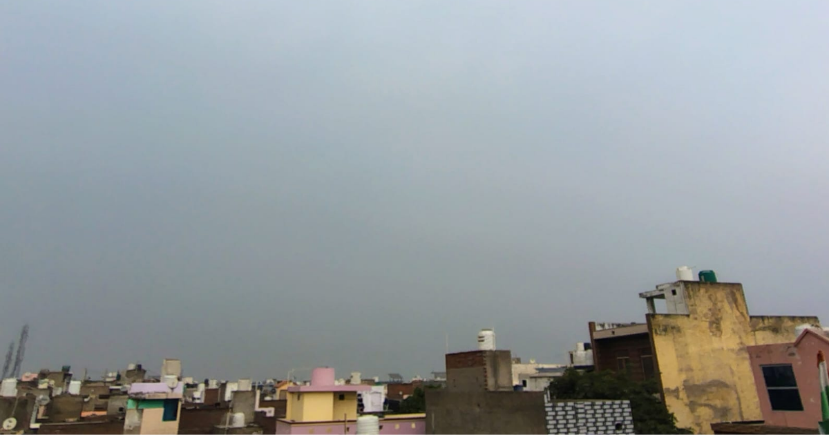 Agra Weather: आगरा में बदला मौसा, बारिश के आसार