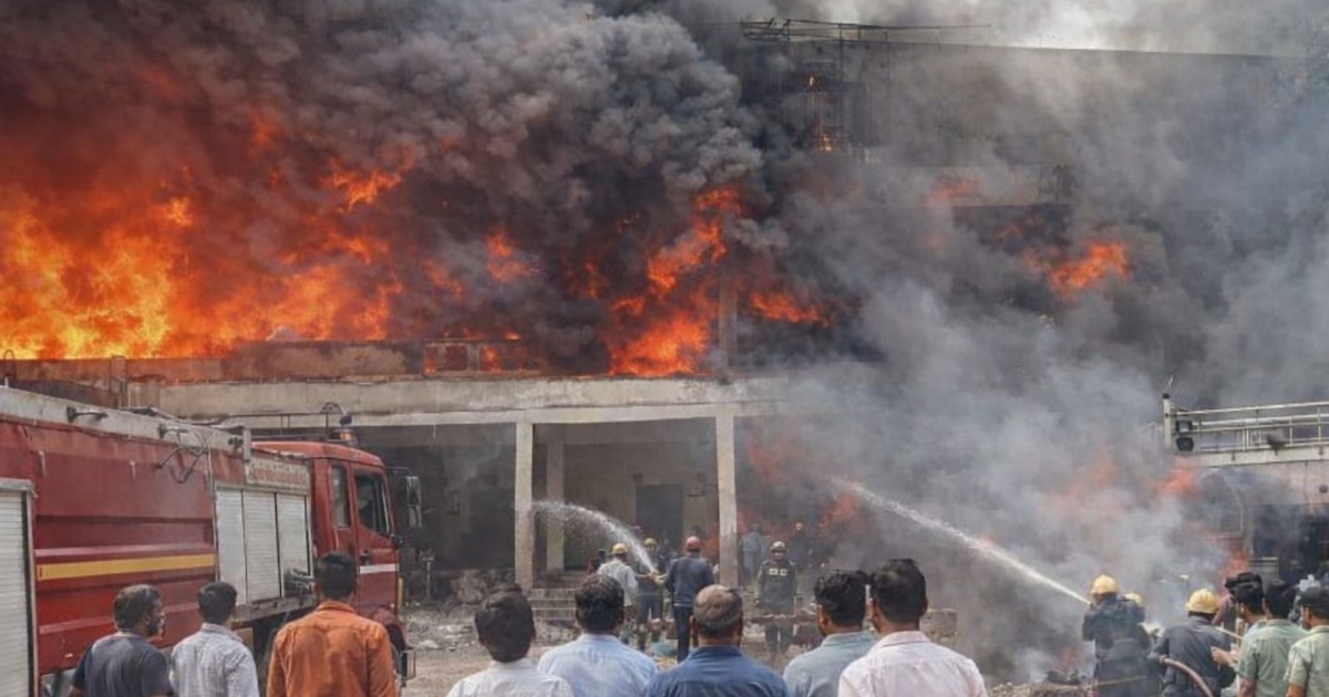 Agra News: आगरा में कोल्ड स्टोरेज में लगी भीषण आग