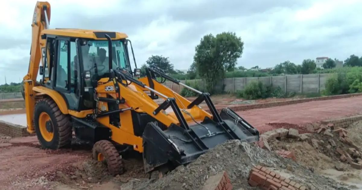 Agra News: आगरा एडीए कार्रवाई