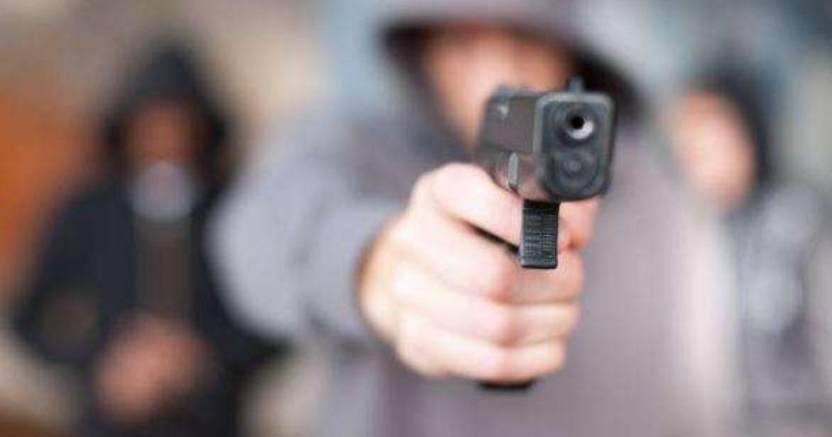 Agra Crime News: आगरा में चांदी व्यापारी से लूट