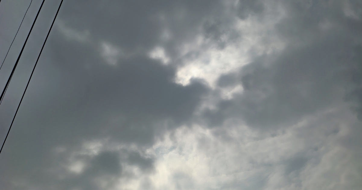 Agra Weather Today: आगरा में सुबह से ही छाए बादल
