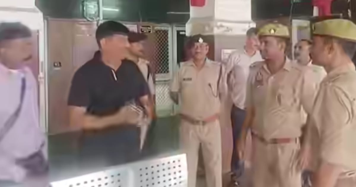 Agra News: आगरा कैंट स्टेशन ट्रॉली बैग में शव मिला