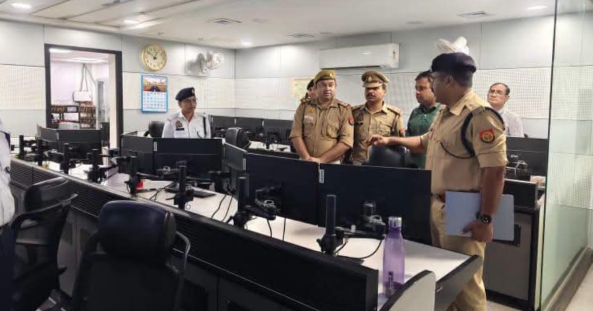 Agra News: आगरा में ट्रैफिक व्यवस्था