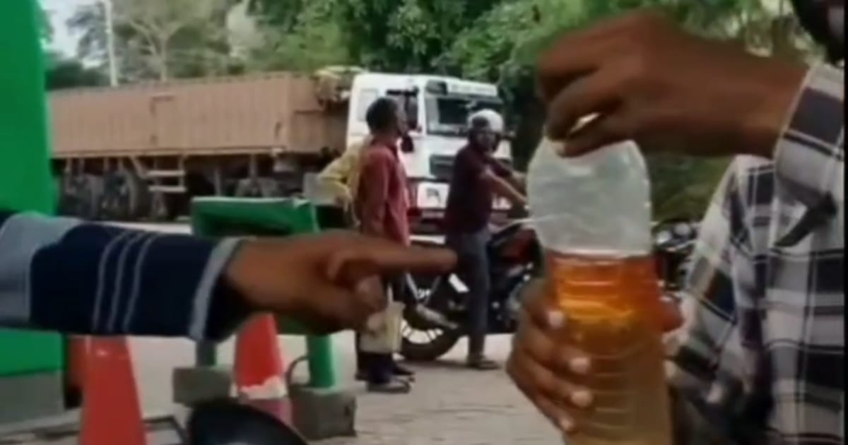 आगरा में पेट्रोल पर हंगामा