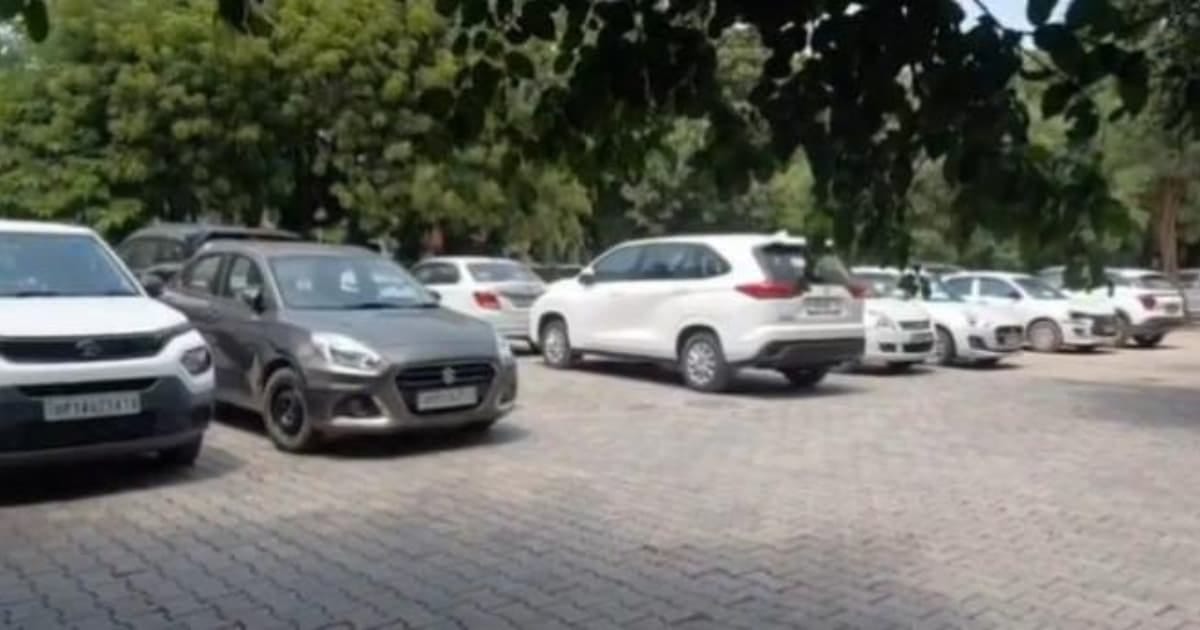 Agra News: नगर निगम की कार्रवाई